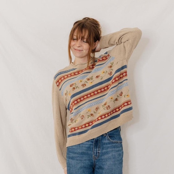 Floral Patterned Beige Sweater